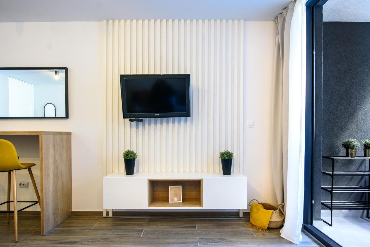 M&P- Lovely 1-Bedroom Condo With Free Parking Dubrovnik Kültér fotó